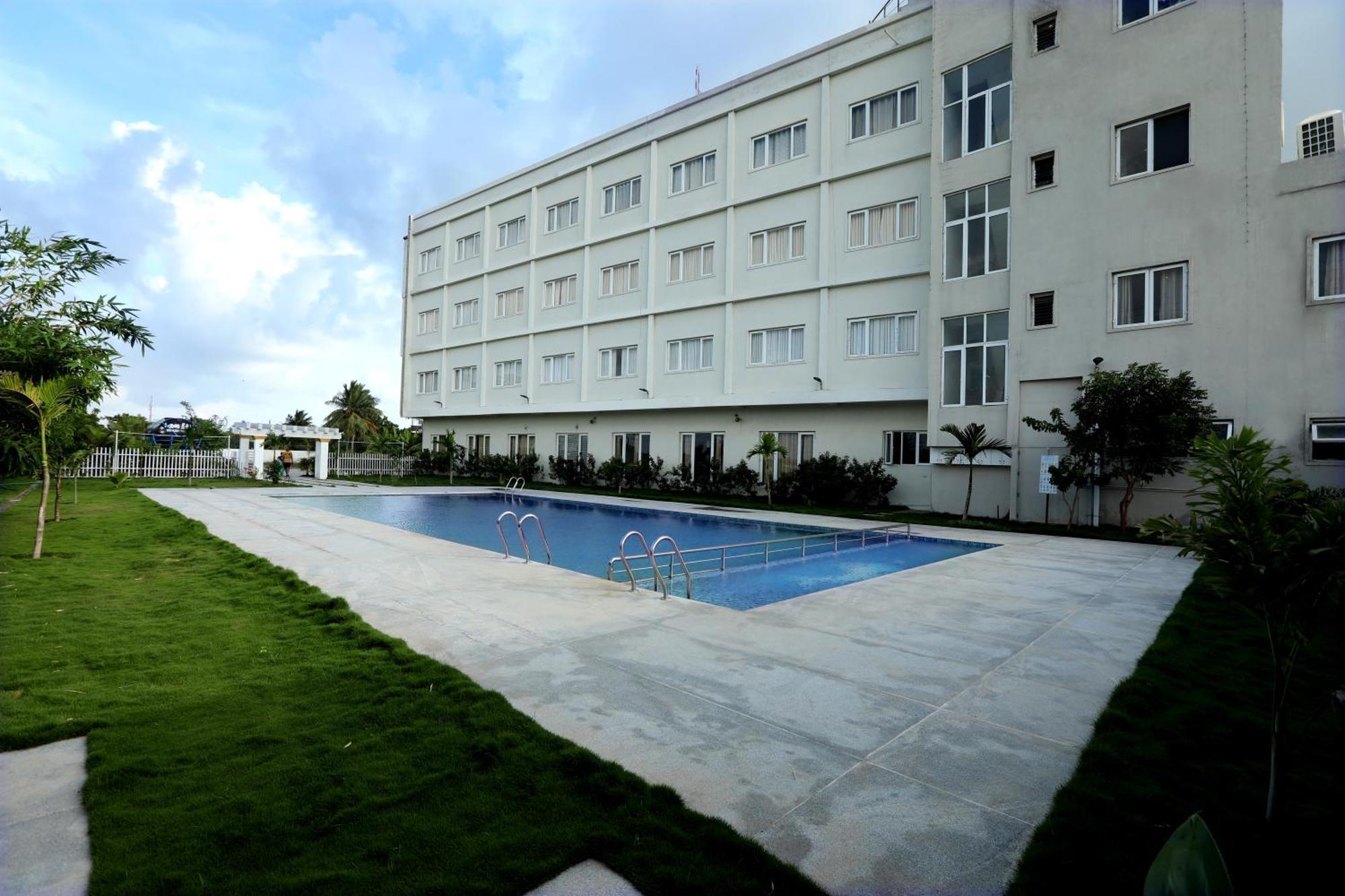 Hotel Queens Inn Velankanni Exterior foto